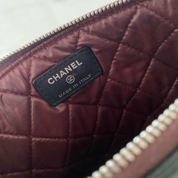 Chanel Medium Quilted Lamb Leather Clutch - Picture 4 of 8